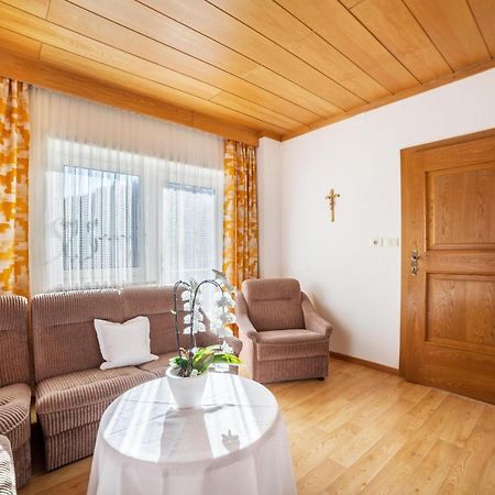 Residence Pichler Apartment 8 San Leonardo in Passiria Bagian luar foto