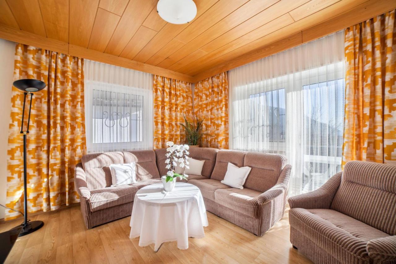 Residence Pichler Apartment 8 San Leonardo in Passiria Bagian luar foto