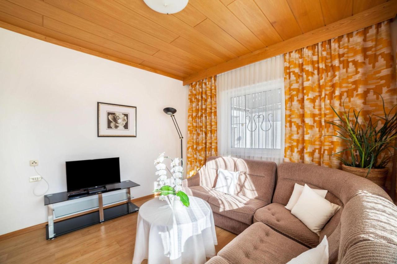 Residence Pichler Apartment 8 San Leonardo in Passiria Bagian luar foto